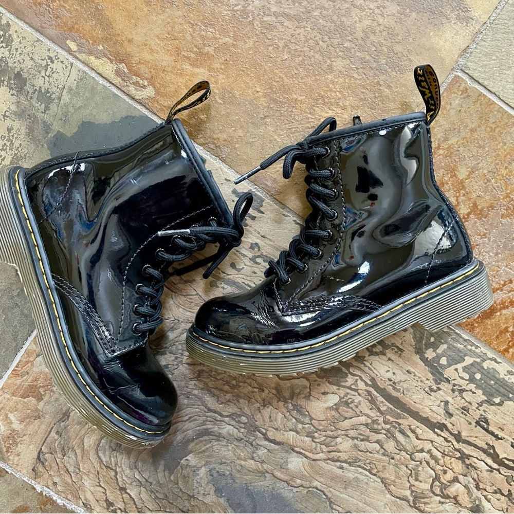 Dr. Martens•EUC•Size 13•1460 Boot•Black Patent Leather•Laced w/ Inner Ankle Zip🌼